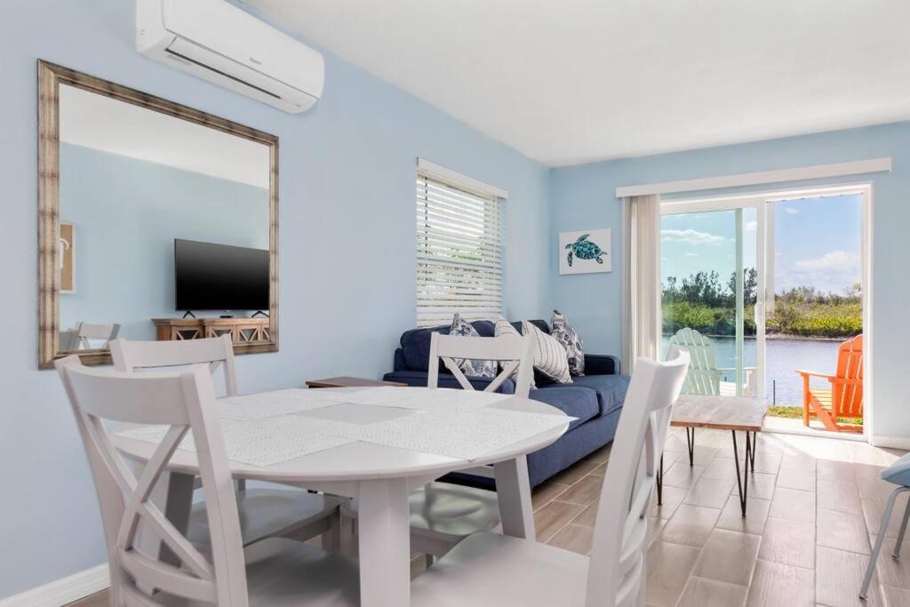 Beautiful Waterfront 1 Bedroom #4 Пунта-Горда Екстер'єр фото